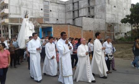 Mass Stipends for Priests Teaching at a Seminary in Ecuador