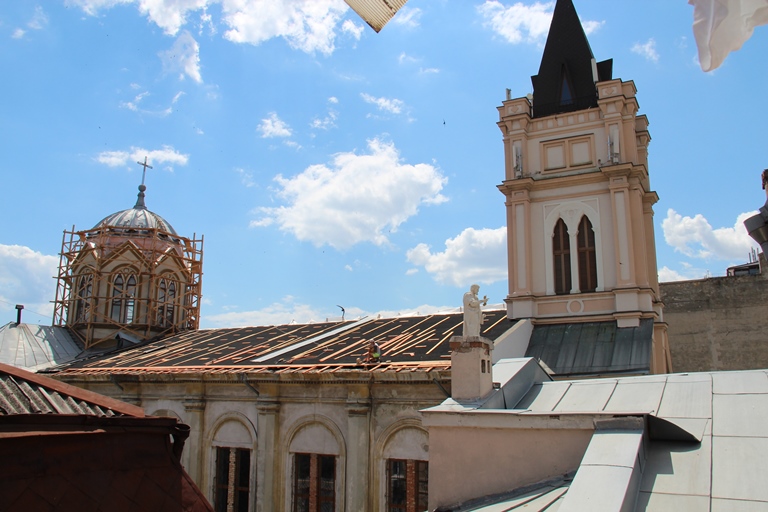 Cathedral of Odessa under repair.2.jpg