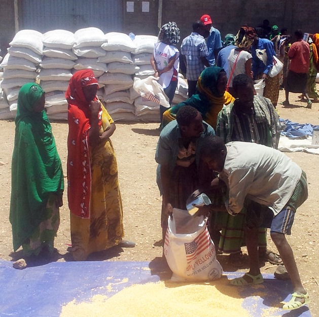 Distribution of food aid in Ethiopia.jpg.2.jpg