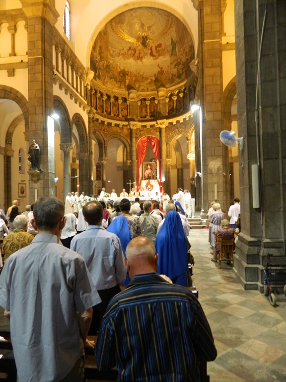 Mass at St. Vincent de Paul, Tunis.jpgSMall.jpg