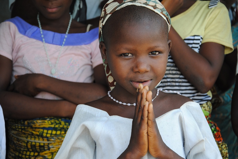 Nigerian girl praying.jpgSmall.jpg